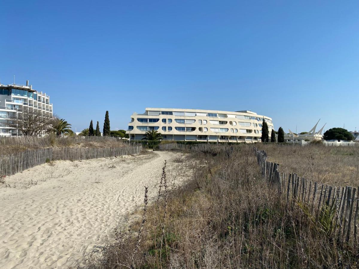 Studio Front De Mer Avec Vue Mer Panoramique ! Льо Гро-дю-Роа Екстериор снимка